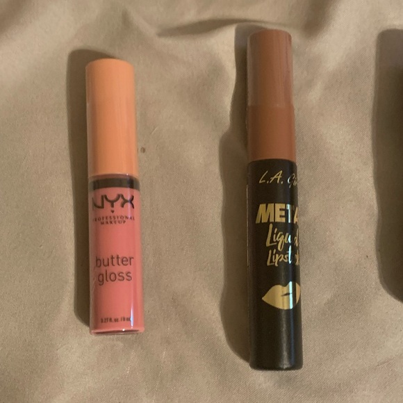 Lip Bundle - Picture 3 of 4